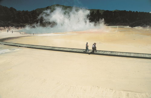 Wai-O-Tapu Boardwalk